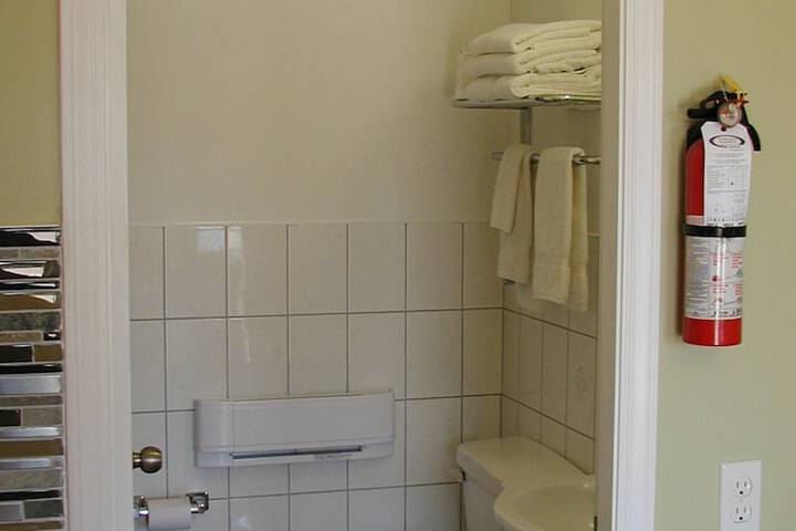 Room 46 of 71
