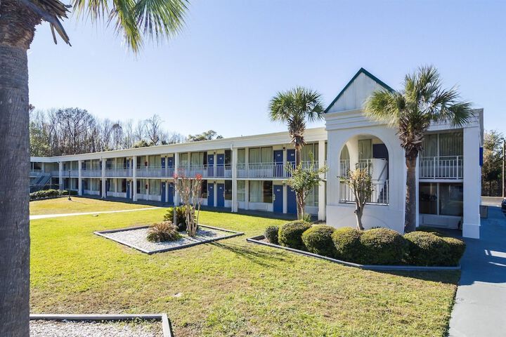 Motel 6 Townsend GA