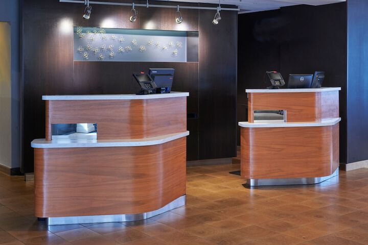 Courtyard by Marriott Detroit Livonia