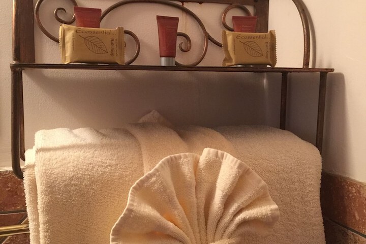 Room 25 of 50