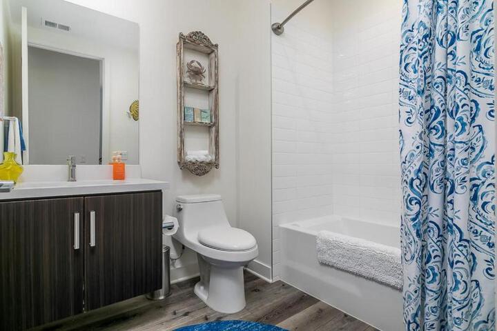 Ocean View 3 Bedrooms Condo just steps from the park, pier & water!