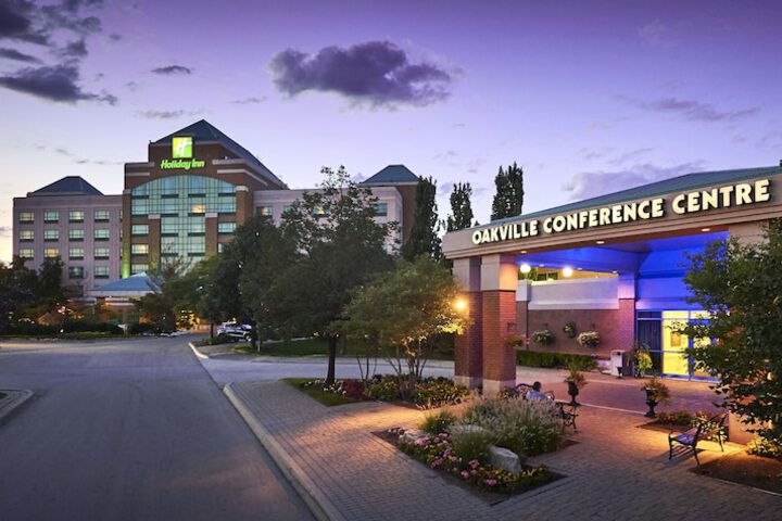 Holiday Inn Hotel & Suites Oakville at Bronte by IHG