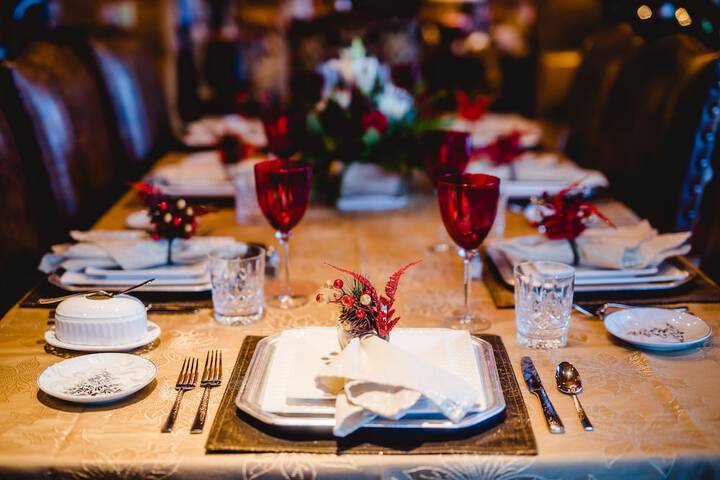 Dining 45 of 72