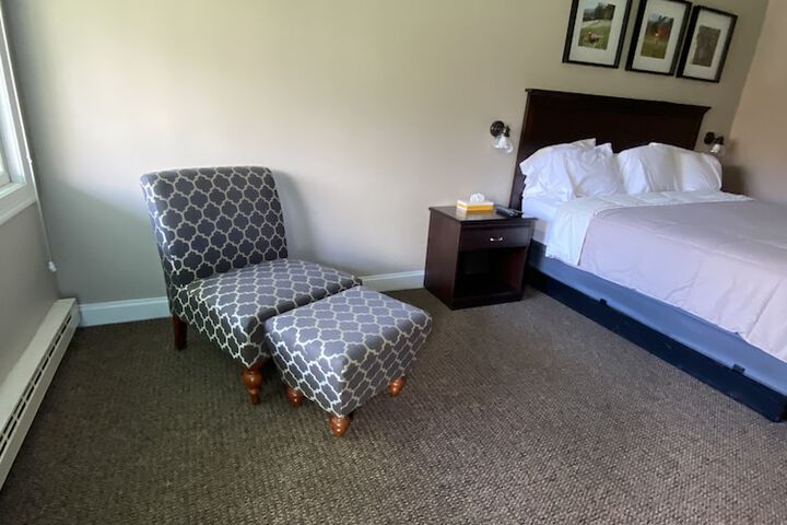 Room 17 of 51