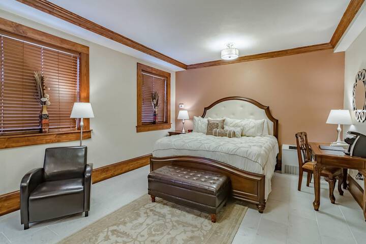 Hotel Bothwell Sedalia Central District an Ascend Collection Hotel