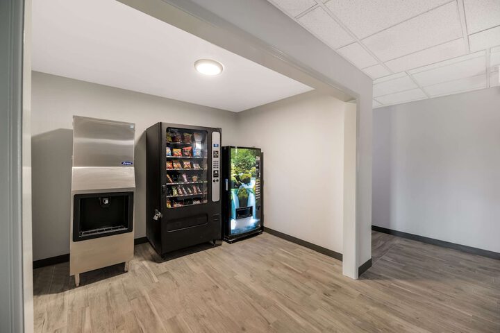 Quality Inn & Suites Artesia