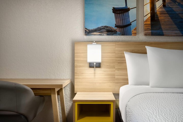 Days Inn by Wyndham Apopka / Orlando