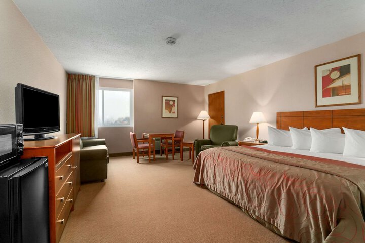 Room 18 of 31