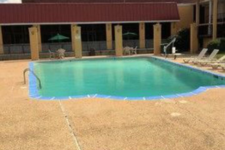 Executive Thibodaux New Orleans Hotel
