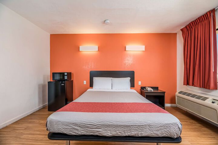 Motel 6 Westley CA