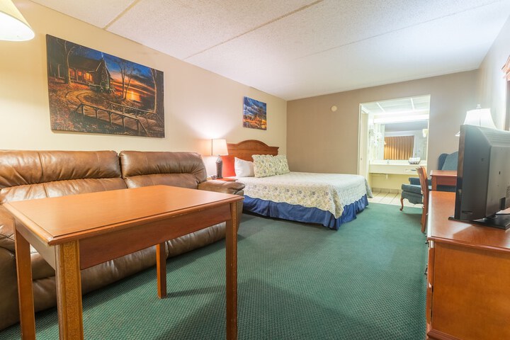 Room 21 of 36