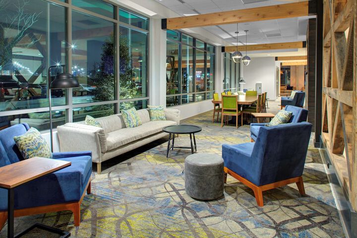 Hotel Interior 10 of 46