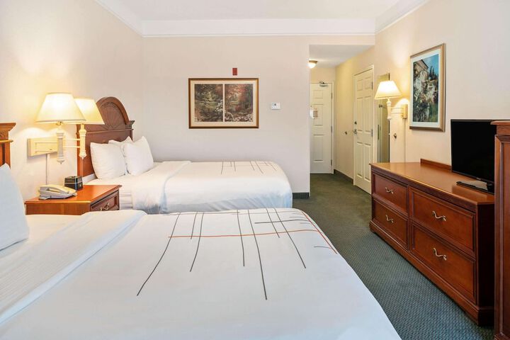 Room 21 of 36