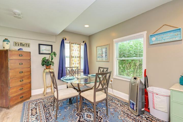 AMI Lighthouse Cottage-one Minute Walk To The Beach-keyless Locks