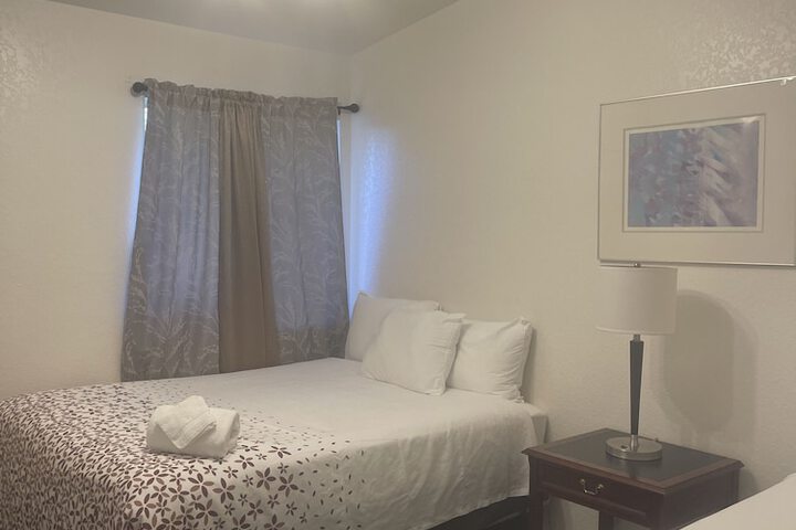 Room 119 of 143