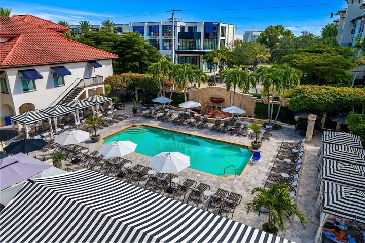 Bellasera Resort
