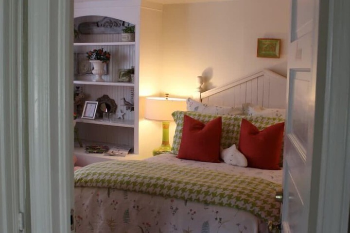 Room 19 of 40