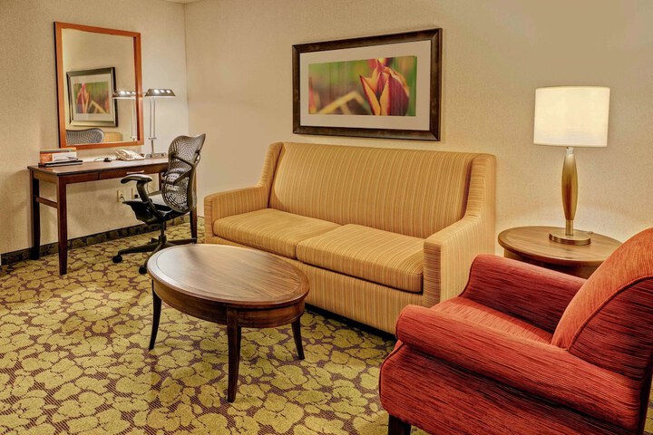 Room 28 of 39