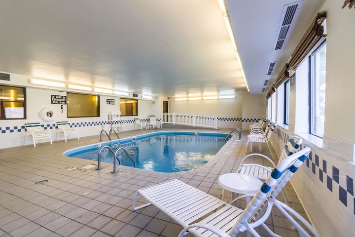 Pool 9 of 76