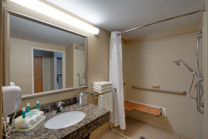 Room 18 of 52