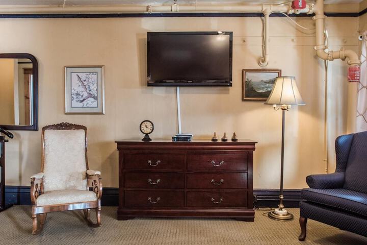 Room 24 of 56