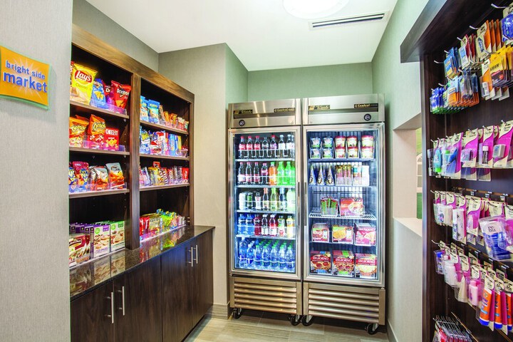 La Quinta Inn & Suites by Wyndham Forsyth
