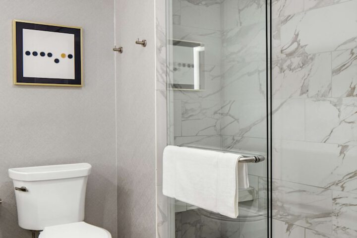 The Sire Hotel Lexington Tapestry Collection by Hilton