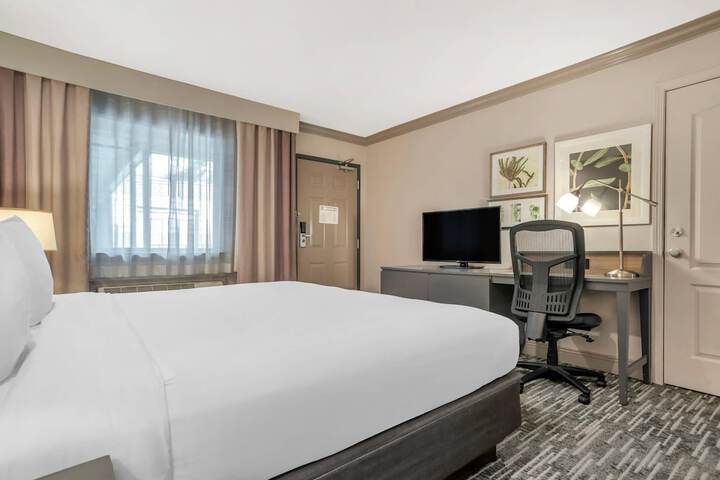 Country Inn & Suites by Radisson Metairie (New Orleans), LA
