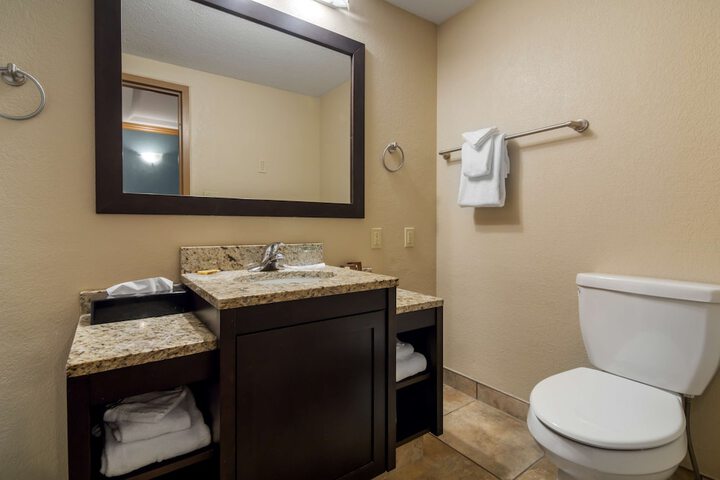 Room 21 of 36