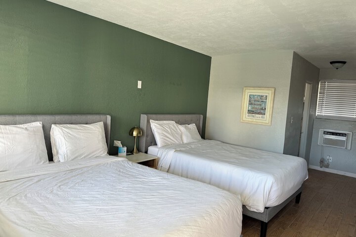 Room 18 of 57