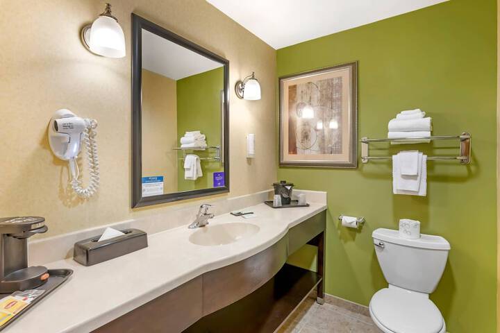 Sleep Inn & Suites Redmond