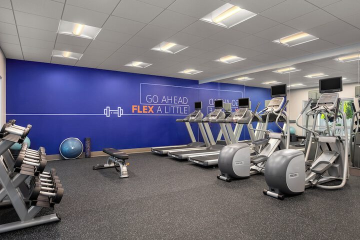 Holiday Inn Express Queensbury - Lake George Area by IHG