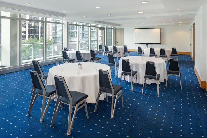 Sheraton Vancouver Wall Centre