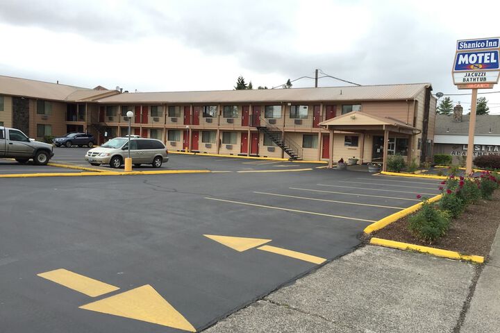 Shanico Inn