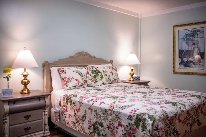 McKinley Edwards Inn