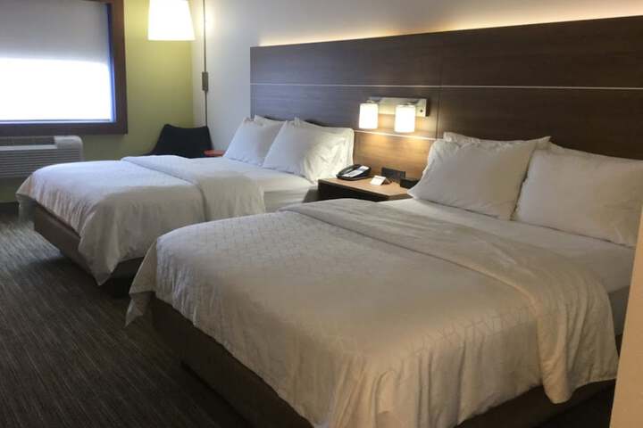 Room 12 of 46