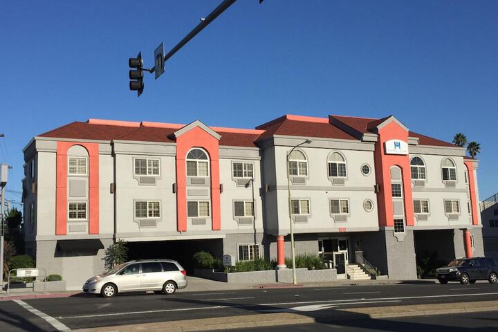 Hotel Aura SFO
