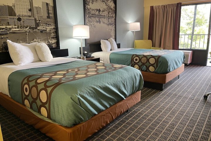 Room 17 of 21
