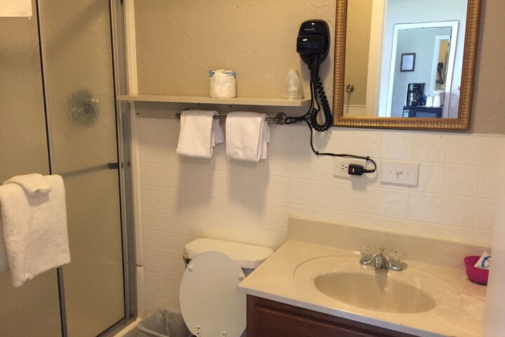 Room 80 of 113