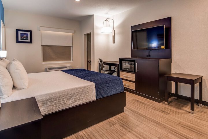 Room 20 of 30