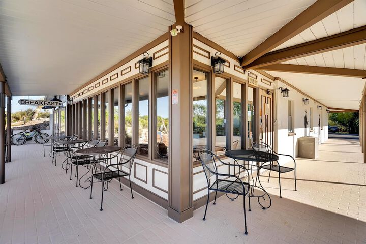 Tombstone Lookout Lodge SureStay Collection by Best Western