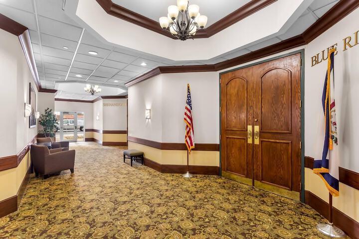 Country Inn & Suites by Radisson Beckley, WV