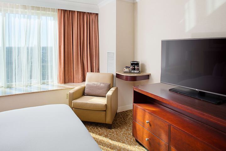 Room 18 of 45