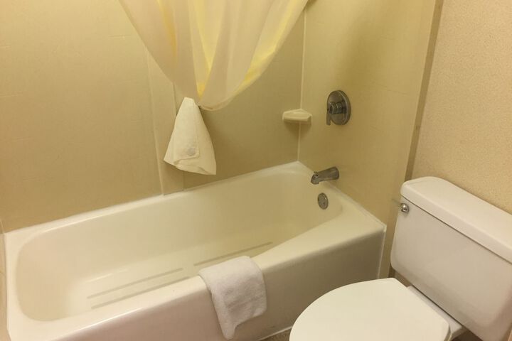 Room 31 of 38