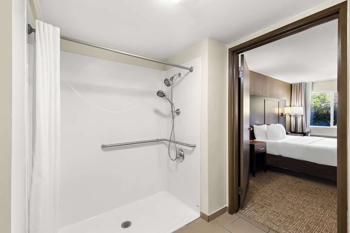 Room 22 of 56