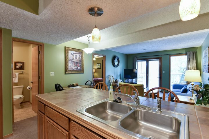 Wander INN at Notch - Great Outdoor Pools - Trails to Fishing - Family Friendly