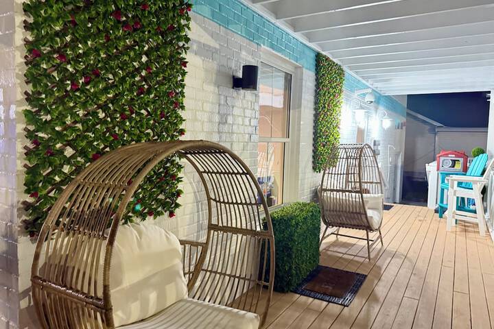 Ocean Sands Beach Boutique Inn - Stay at the Beach
