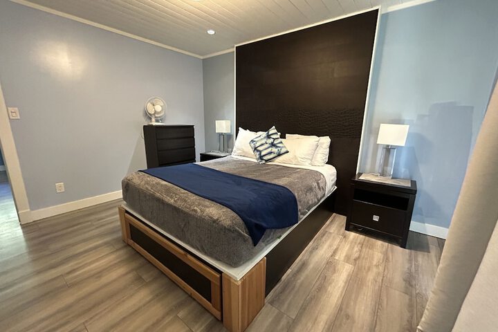 Room 49 of 180