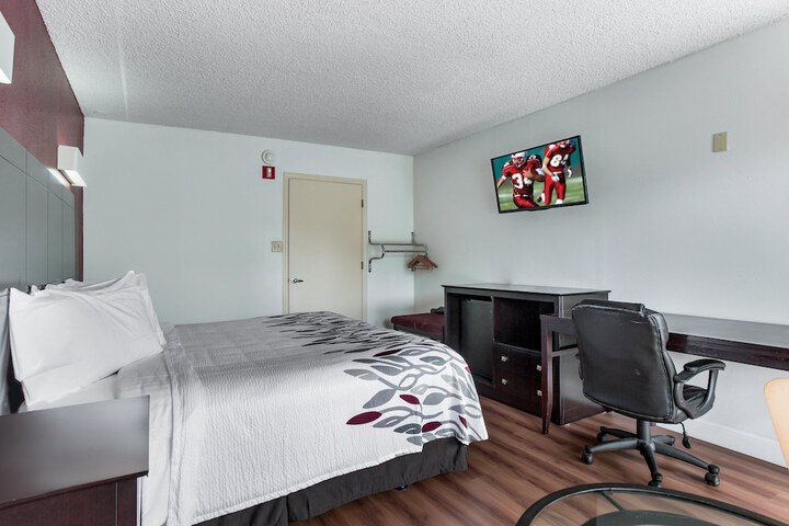 Room 28 of 31