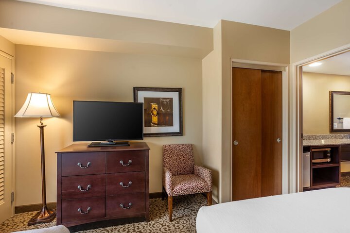 Room 49 of 68